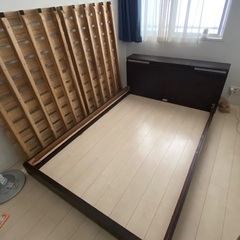 ダブルベッド（組立式）の画像