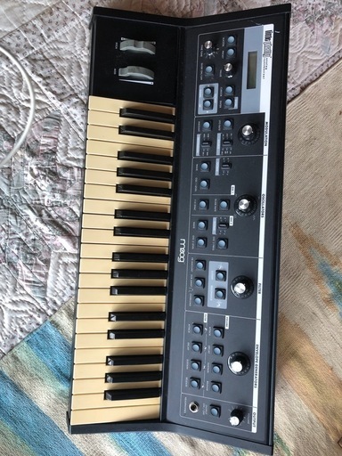 鍵盤楽器、ピアノ MOOG  LITTLE PHATTY 2
