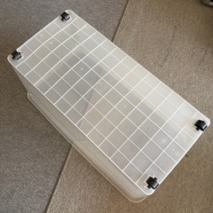 古い衣装ケースの画像