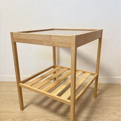 IKEAのNESNA（ネスナ）サイドテーブルの画像