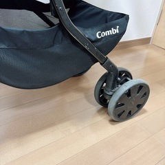 Combi（コンビ）ベビーカー A型　荷物スペース広々♪ の画像