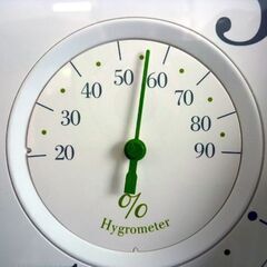 ☆RHYTHM 電波時計 8MY478RH アナログ時計 壁掛け時計 ウォールクロック 室温計 湿度計 連続秒針 リズム RADIO CONTROLLED 札幌 北20条店の画像