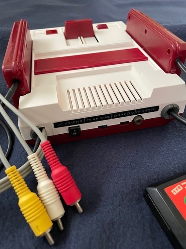 ファミコン本体AV仕様ドラクエⅢ ニンテンドー純正アダプター