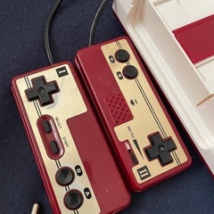 ファミコン本体AV仕様　ドラクエⅢ ニンテンドー純正アダプター！後期基盤！の画像