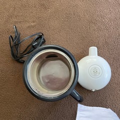 電気ポット1Lの画像