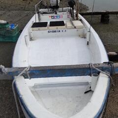 レジャーボート フラットデッキ(9.9馬力船外機付き)の画像