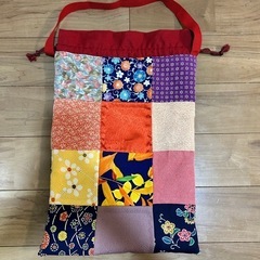 巾着バッグの画像
