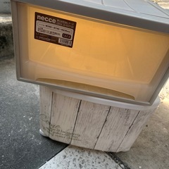 衣装箱
の画像