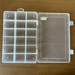小物収納に大活躍✨ セクションケース 小物収納 プラスチックケース 透明ケース  仕切り　透明 の画像