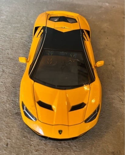 ランボルギーニ　イエロー　jada 1/24スケール　 ミニカー　車　ワイスピ　スポーツカー　高級車