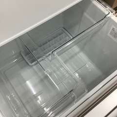 【6ヶ月間の動作保証付き】Hisenseの3ドア冷蔵庫HR-D2801Wのご紹介ですの画像