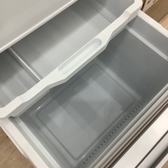【6ヶ月間の動作保証付き】Hisenseの3ドア冷蔵庫HR-D2801Wのご紹介ですの画像