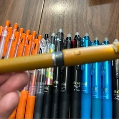 ボールペンなど16本まとめての画像