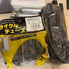 電動空気入れ等ロードバイクグッズ色々の画像
