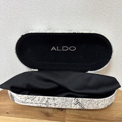 ALDO サングラスケース メガネケース　の画像