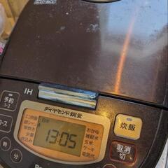 炊飯器　パナソニック　SR-FD108の画像