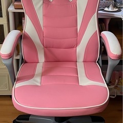 ゲーミングチェアの画像