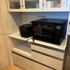 【急募】食器棚の画像