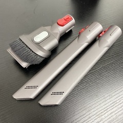 【ご来店限定】＊ ダイソン v8 掃除機＊0821-1の画像