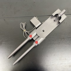 【ご来店限定】＊ ダイソン v8 掃除機＊0821-1の画像