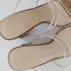 SNIDEL バリエミュール サンダル クリアの画像