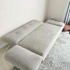 【取引決定済】【LOWYA】ソファーの画像
