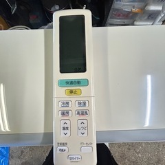 ⭕️分解洗浄済み⭕️　ダイキン　18畳用　お掃除機能付きエアコンの画像