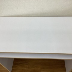 【トレファクマーケット久喜店】デスクの画像