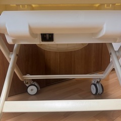 Combi　ハイローチェアの画像