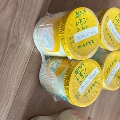 チチヤスヨーグルト　食品の画像