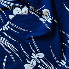 手縫いの浴衣・紺地に菖蒲の画像