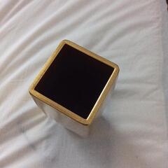 金色の花器  美品  未使用  の画像