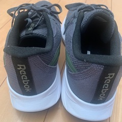 新品　Reebok スニーカー 27、5cmの画像