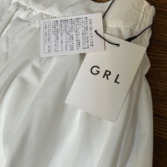 2着　ホワイト　スカート　未使用　タグ付きの画像