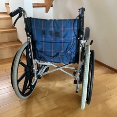 MIKI 車椅子KJP-2Mの画像