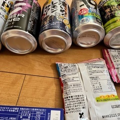 【おまけ付き】お菓子　食品　飲料　詰め合わせの画像
