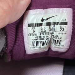 NIKE　スニーカー23㎝の画像