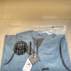 新品未使用／SPESIAL GUESTベストの画像