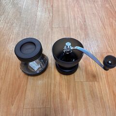 HARIO セラミックコーヒーミル（上ふたがない？？）の画像