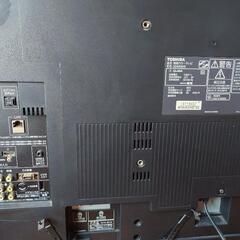 東芝製32型液晶テレビの画像