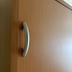 5段の木製棚の画像