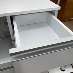 🍽️ミドルレンジボード🍽️ホワイト🍽️コンパクト🍽️美品🍽️2339の画像