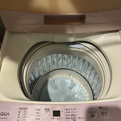 【8/30にお渡し可能な方限定】AQUA 洗濯機の画像