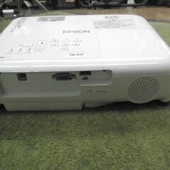 エプソン ビジネスプロジェクター EB-E01 3LCD搭載 3300lm/XG 自立式スクリーン付き  西岡店の画像