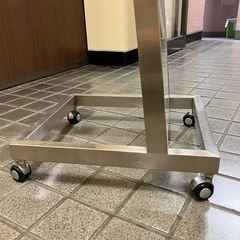 　8/29終了　頑丈！大型スタンドミラー　150x40x45(cm)の画像