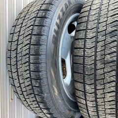 ホンダ純正　スタッドレス　バリ溝
の画像