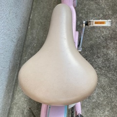 LEDオートライト付き　鍵付き　マスターキー付き　女の子　自転車　20インチ　ピンクの画像