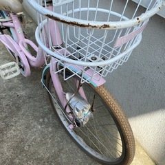 LEDオートライト付き　鍵付き　マスターキー付き　女の子　自転車　20インチ　ピンクの画像
