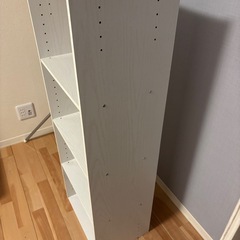 カラーボックス、本棚の画像