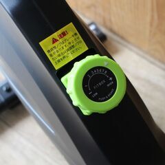 638)【川崎市より出品】FITBOX LITE フィットネスバイク FBX-001B_01 スピンバイク 負荷8段階 キャスター付 第3世代 ダイエット フィットボックスの画像